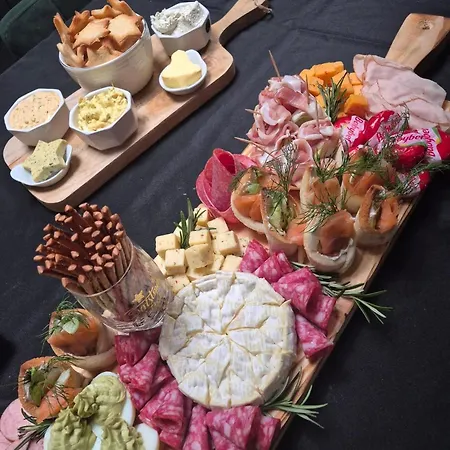 De Weelen Met Jacuzzi En Of Zwembad Topkeuze Romantiek 4*