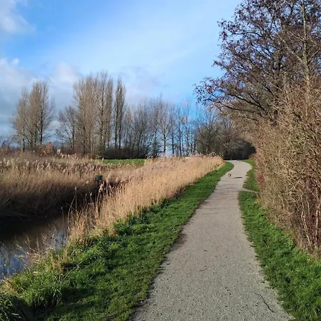 De Weelen Met Jacuzzi En Of Zwembad Topkeuze Romantiek 4* Lutjebroek